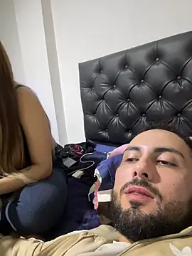 Snapshot of joeandlove chatting on 02-02-26, 02:32 joeandlove online show from 02-02-26, 02:32