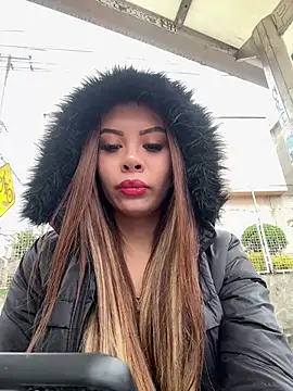 Snapshot of joeandlove chatting on 02-04-26, 08:14 joeandlove online show from 02-04-26, 08:14