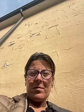 missgirl88 online show from 03-12-26, 12:55