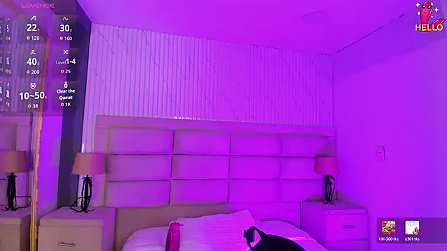 CarolineFyre online show from 04-01-26, 12:39