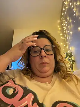 JasmineGlow7 online show from 05-17-26, 09:55