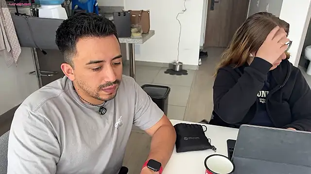 Snapshot of Sofii_n_Diego chatting on 02-04-26, 04:35 Sofii n Diego online show from 02-04-26, 04:35