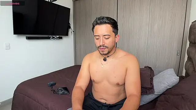 Sofii n Diego online show from 03-31-26, 03:12