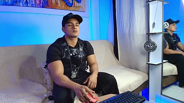 Snapshot of jhon_nicolas chatting on 07-18-26, 10:02 jhon nicolas online show from 07-18-26, 10:02