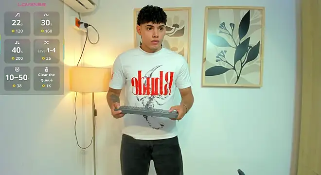 justin payn14 online show from 07-13-26, 01:14