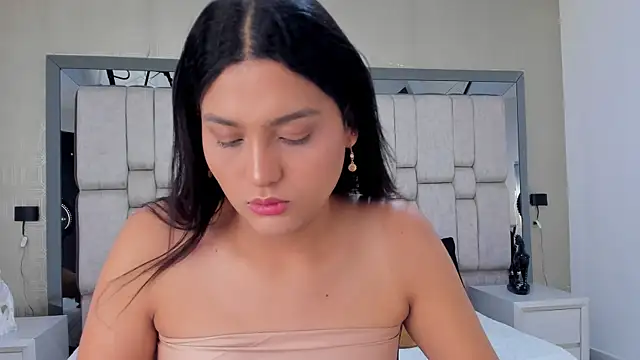 Snapshot of ValeryCooper18 chatting on 02-17-26, 08:04 ValeryCooper18 online show from 02-17-26, 08:04