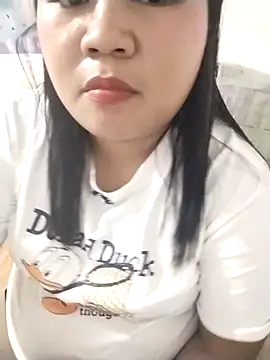 Snapshot of biggbooty15 chatting on 02-05-26, 01:16 biggbooty15 online show from 02-05-26, 01:16