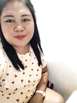 Snapshot of biggbooty15 chatting on 02-24-26, 11:25 biggbooty15 online show from 02-24-26, 11:25