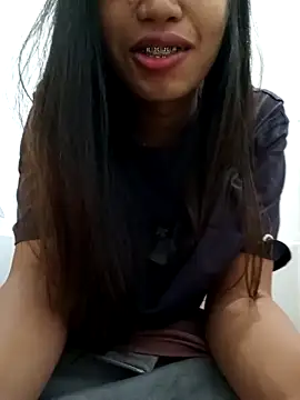 Snapshot of WildJennifercum chatting on 03-17-26, 03:22 WildJennifercum online show from 03-17-26, 03:22