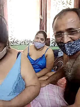 HoneyHush online show from 03-02-26, 09:27