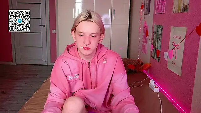 Ron Vilss online show from 04-07-26, 03:18