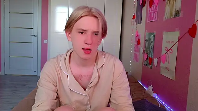 Ron Vilss online show from 04-09-26, 06:19