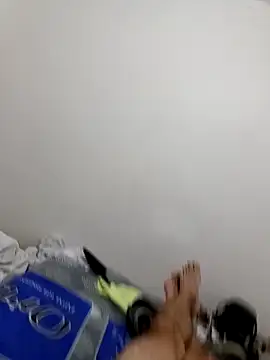 Snapshot of elvergon8721 chatting on 02-25-26, 03:27 elvergon8721 online show from 02-25-26, 03:27