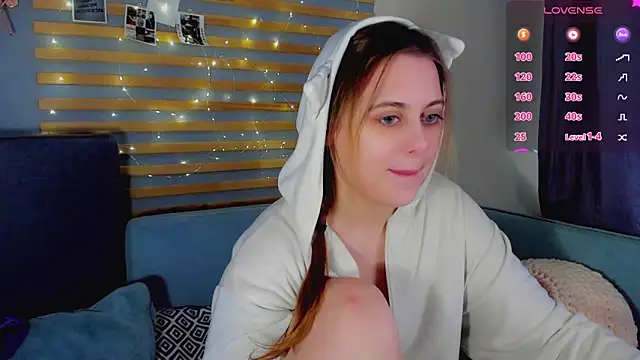 Snapshot of Alice_Wanderr chatting on 03-02-26, 05:08 Alice Wanderr online show from 03-02-26, 05:08