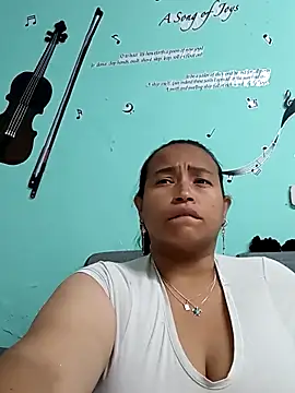 Snapshot of BustySexy_Nataly chatting on 03-25-26, 08:31 BustySexy Nataly online show from 03-25-26, 08:31