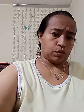 Snapshot of BustySexy_Nataly chatting on 05-12-26, 05:26 BustySexy Nataly online show from 05-12-26, 05:26