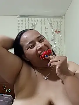 Snapshot of BustySexy_Nataly chatting on 06-21-26, 02:41 BustySexy Nataly online show from 06-21-26, 02:41