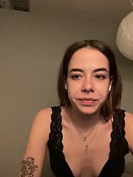 JulietSugar online show from 04-06-26, 05:58