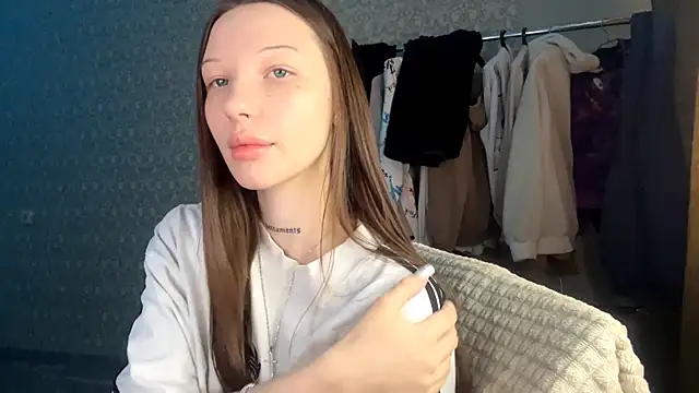 Snapshot of LumPetal chatting on 02-22-26, 03:07 LumPetal online show from 02-22-26, 03:07