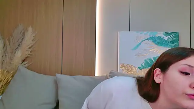 Anora Mills online show from 03-31-26, 05:52