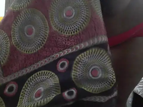 Honeybloom1 online show from 02-11-26, 07:41