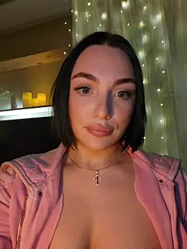 Snapshot of HotDevilGirl_ chatting on 02-17-26, 05:19 HotDevilGirl online show from 02-17-26, 05:19