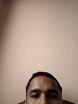 Snapshot of Mumbai_handsom92 chatting on 02-14-26, 04:42 Mumbai handsom92 online show from 02-14-26, 04:42