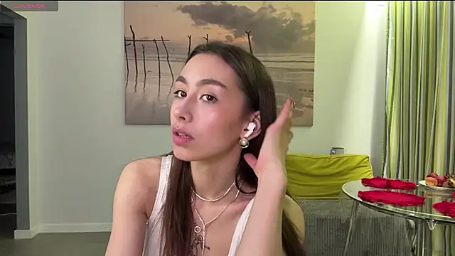 Snapshot of DeliaPesta chatting on 02-19-26, 07:32 DeliaPesta online show from 02-19-26, 07:32