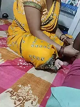 Snapshot of horny_indian90 chatting on 04-21-26, 05:58 horny indian90 online show from 04-21-26, 05:58