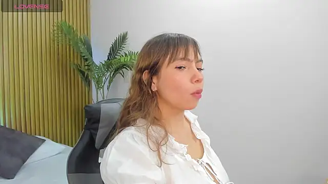 milaack  online show from 02-13-26, 07:32