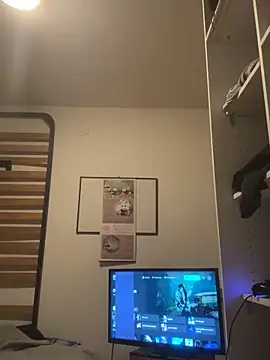 Snapshot of leh31l chatting on 02-06-26, 06:00 leh31l online show from 02-06-26, 06:00