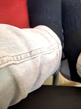 Snapshot of Castrol1289 chatting on 02-13-26, 07:37 Castrol1289 online show from 02-13-26, 07:37