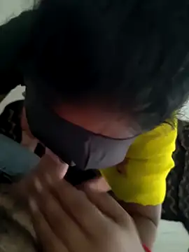 Snapshot of Castrol1289 chatting on 03-01-26, 09:22 Castrol1289 online show from 03-01-26, 09:22