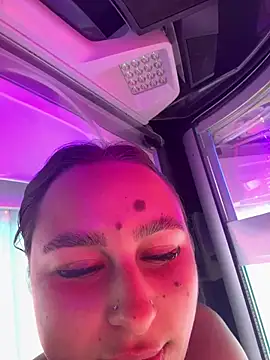 MissSophhh online show from 04-30-26, 03:40