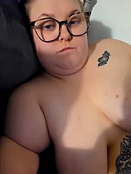 Snapshot of Tallulah-Rose-xoxo chatting on 02-01-26, 11:36 Tallulah-Rose-xoxo online show from 02-01-26, 11:36