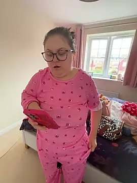 Snapshot of Tallulah-Rose-xoxo chatting on 02-12-26, 10:10 Tallulah-Rose-xoxo online show from 02-12-26, 10:10