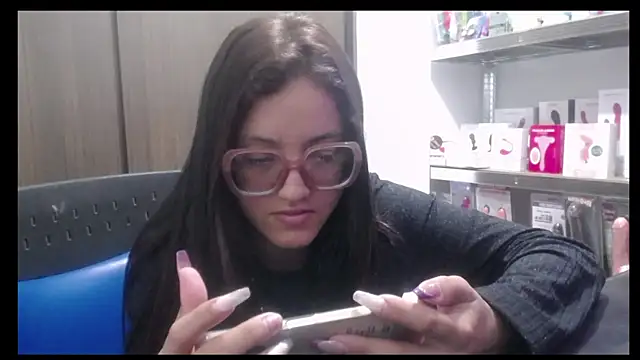 Snapshot of sheryl_25 chatting on 02-23-26, 02:42 sheryl 25 online show from 02-23-26, 02:42