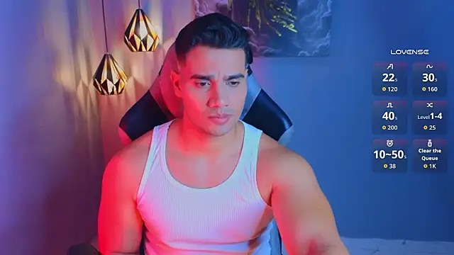 AndresRodriguez1 online show from 03-12-26, 11:44