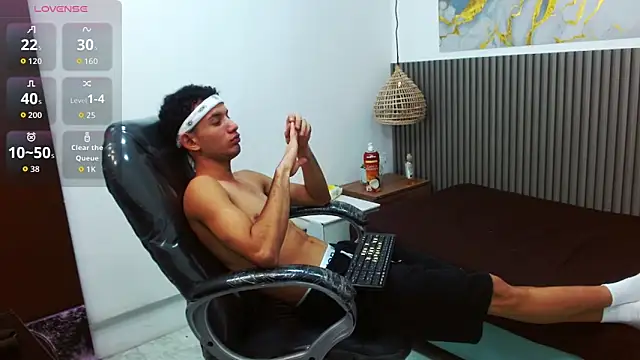 JDWhite18 online show from 02-12-26, 03:45