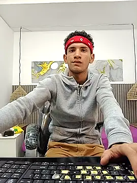 JDWhite18 online show from 02-15-26, 04:31