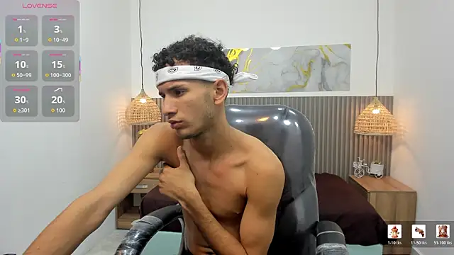 JDWhite18 online show from 05-13-26, 03:37