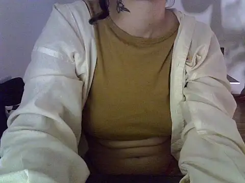 Snapshot of Onirica_L chatting on 02-04-26, 02:06 Onirica L online show from 02-04-26, 02:06