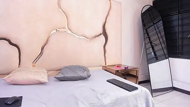 SexyAlyssax69 online show from 03-01-26, 02:46