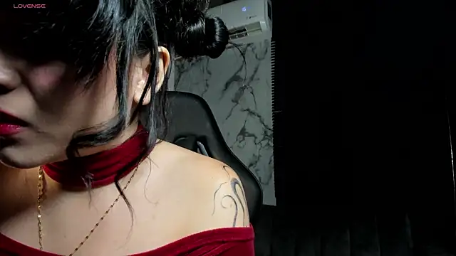 Angela Kittenn online show from 06-14-26, 04:03