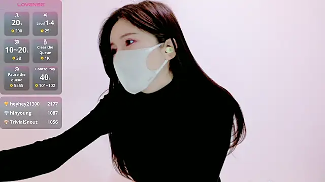 Snapshot of The_Ami_jp chatting on 02-08-26, 03:10 The Ami jp online show from 02-08-26, 03:10