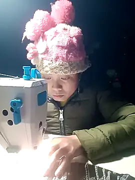 Snapshot of cana4455 chatting on 02-04-26, 02:34 cana4455 online show from 02-04-26, 02:34