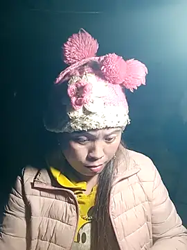 Snapshot of cana4455 chatting on 02-05-26, 02:43 cana4455 online show from 02-05-26, 02:43