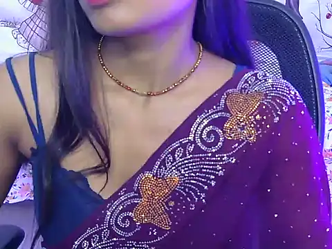 Snapshot of hii-ruchi chatting on 02-23-26, 04:15 hii-ruchi online show from 02-23-26, 04:15