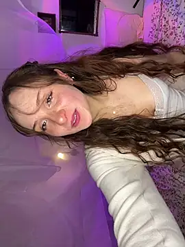 Snapshot of Lillith-Rose18 chatting on 02-11-26, 09:42 Lillith-Rose18 online show from 02-11-26, 09:42