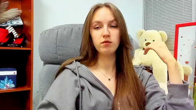 Snapshot of Nessi-Morris chatting on 02-02-26, 11:09 Nessi-Morris online show from 02-02-26, 11:09